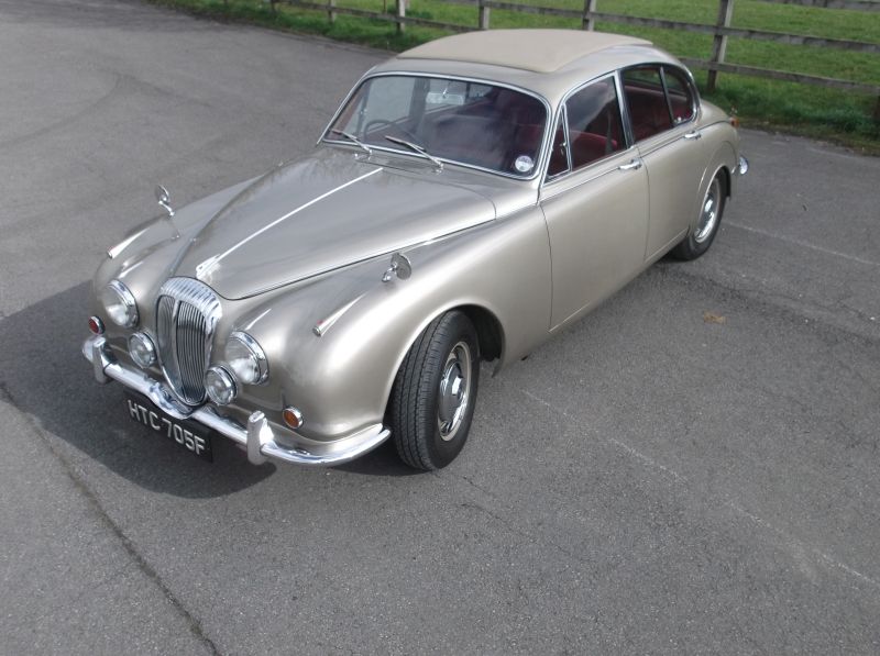 1968 Daimler V8 250 Saloon